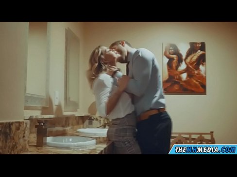 ❤️ Xa i-blonde ene-busty ikuhenda kwindlu yangasese yoluntu Isondo esikhulu kuthi xh.osagoassist.ru ❌❤